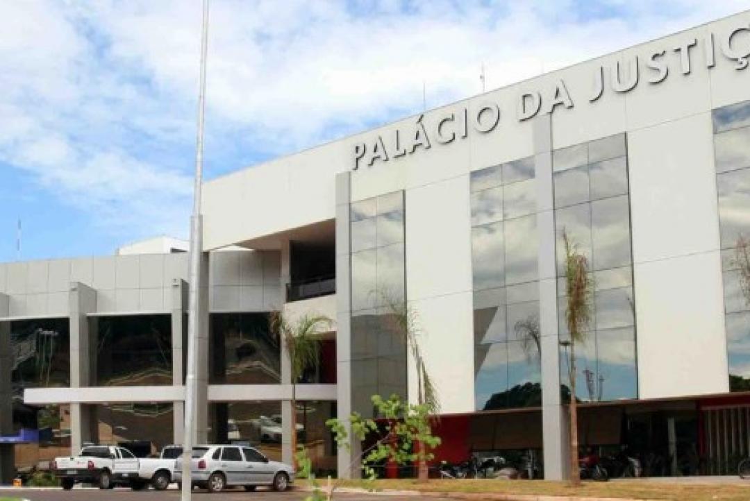 Mandíbula fraturada: Justiça determina que prestadores de serviço odontológico indenizem paciente