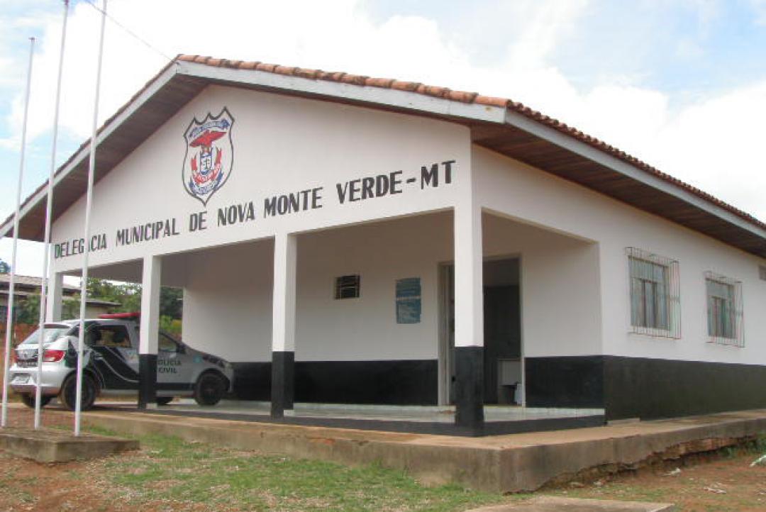 Dupla armada desmaia vítima de assalto com “coronhadas”