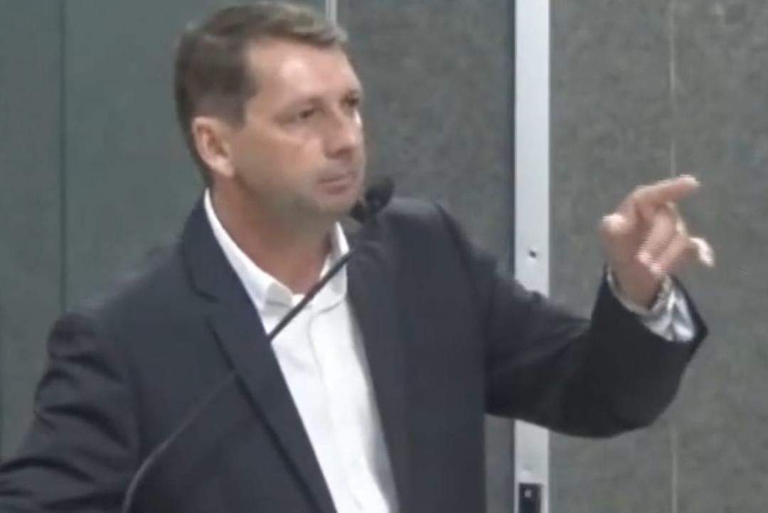 Vereadores denunciam caos na saúde: teve até “morte por negligência”