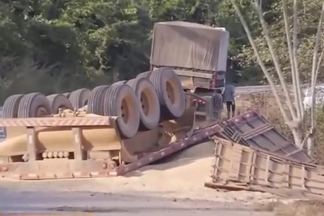 Trecho tomado por buracos provoca acidente em Alta Floresta