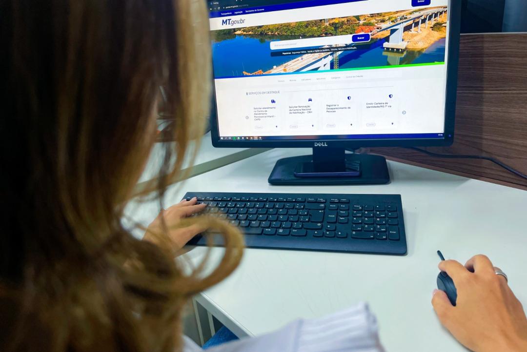 Estudantes da rede estadual podem fazer rematrícula pelo MT Cidadão e portal de serviços do Governo
