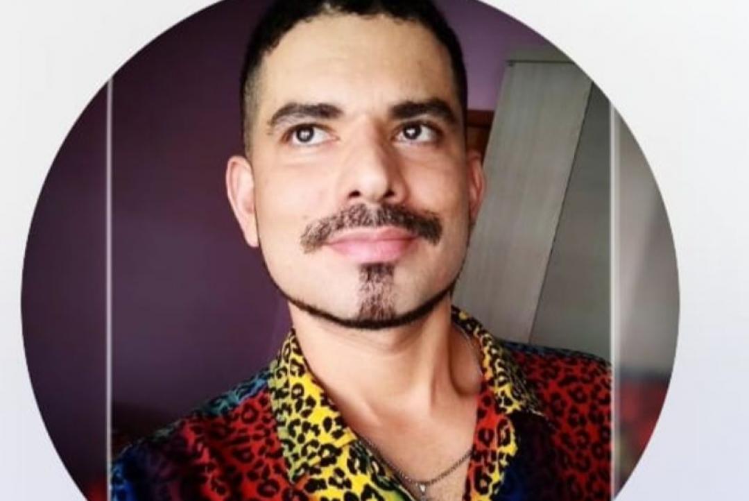 Professor afastado revela “ameaças” e diz que conteúdo estava no planejamento  