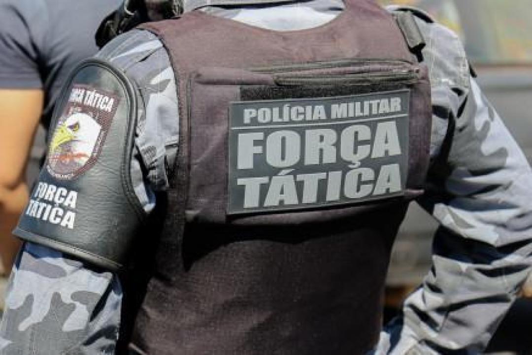 Dupla foge de abordagem e é apreendida com droga em Alta Floresta