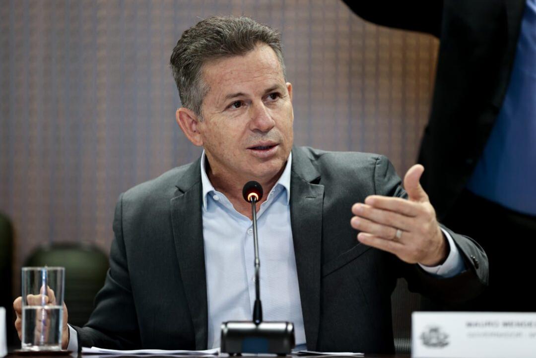 Governador de MT propõe que estado pague multa ao cidadão se atrasar serviço